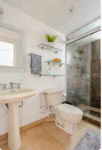 Ny Napoles Condos WTC