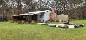 Four Bull Hut - Sandy Flat