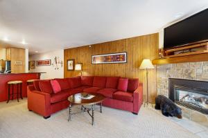 Lion Square Lodge North 284