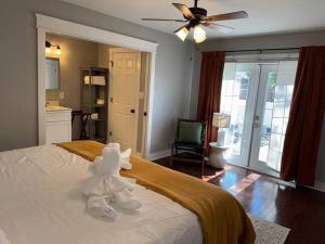 Charming Bungalow in Tampa