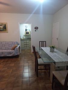 Apto aconchegante na av caicaras