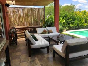 Excelente casa en Barrio Privado Los Arces