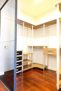 Townhome 3 bed4 Baht Asok MRTBTS Sukhumvit 16
