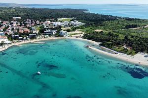 Apartments with a parking space Novalja, Pag - 9327