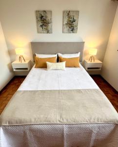 Depto CENTRO 2 dormitorios con Balcón y COCHERA piso 15