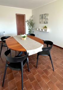 Depto CENTRO 2 dormitorios con Balcón y COCHERA piso 15