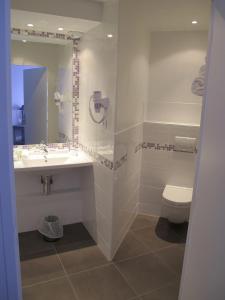 Hotels Best Western Plus Hostellerie Du Vallon : photos des chambres