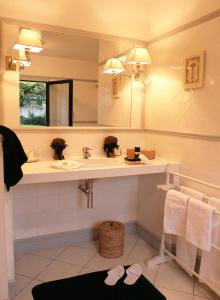 Hotels Best Western Plus Hostellerie Du Vallon : photos des chambres