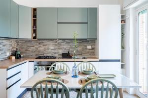 Casa dei Girasoli - Metro C Mirti