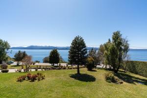 Departamento con vista al lago
