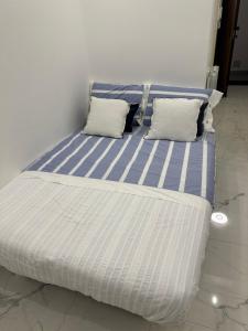 Appartements Studio 36mt2 a 5 min a pied boulevard de Belgique MC : photos des chambres