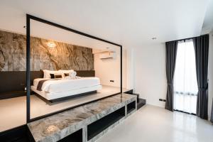 Futuristic Pool Villa with Stunning Mountain View