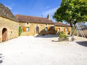 Maison rustique en pierre avec jardin et cheminée près de Sarlat - FR-1-616-385 - Sergeac