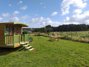 Séjour pittoresque en roulotte équipée - FR-1-410-455 - Ubytování bez kategorie ve městě Cérans-Foulletourte