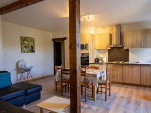 Maisons de vacances Gite a la ferme avec piscine et wifi pres de Bergerac - FR-1-616-396 : photos des chambres