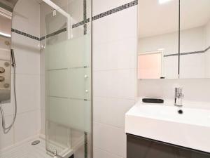 Maisons de vacances Maison moderne avec jardin, confort et proximite Lille - FR-1-510-227 : photos des chambres