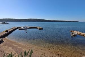 Apartments by the sea Barbat, Rab - 18462