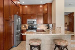 Summer Special-Renovated Golf, West Side Getaway LSV05