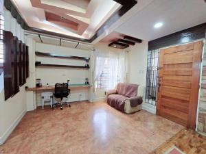 Alexas Home 3BR house with free parking