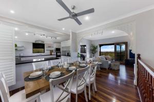 50kms of stunning ocean & hinterland views with pool