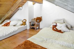 Pilanous Residence - E-Alpine Suite - Swiss Alps