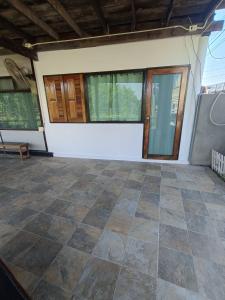 บ้านสุขใจ อัมพวา