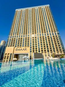 Upgraded Luxury Studio Apartment - Marina View - 5-Star Hotel Amenities