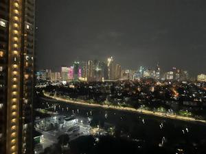 HIGHLY RECOMMENDED La Nooq MNL - Cozy 1BR Skyline view in Mandaluyong