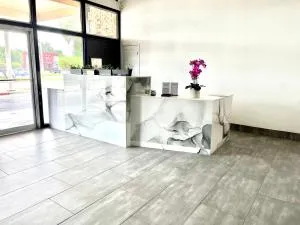 Hotel Isabella - Dilley