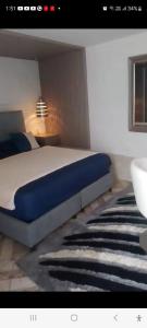 Casa Hotel avenida 22 cerca a escenario deportivos iglesias y clinicas Cra17a21a 27