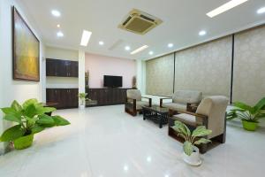 Madras Inn - Alwarpet