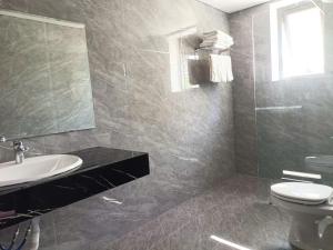 Bạch Đằng Hạ Long Hotel