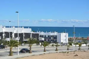 ROMERO APARTMENTS-ARENALES DEL SOL - 阿勒纳勒斯德尔索尔