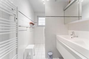 Rustig en luxueus app met zwembad vlak bij strand