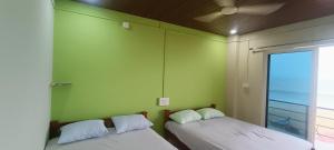 Aisiri comforts beach stay and cafe