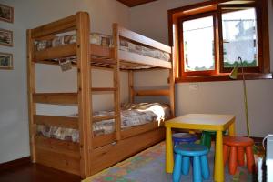 Appartements Apartamento con piscina en Osseja : photos des chambres