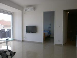 Apartment Koralj °1 with swimming Pool