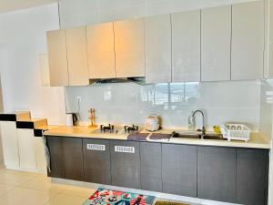 Country Garden Danga Bay Lovell by R9 HomeStay