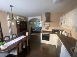 Apartment I&M - self check in - free parking -