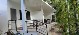 S&Rs Cottages And Rentals - Compol