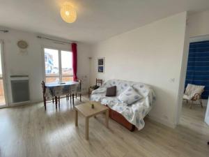 Appartements La Teste Centre 2 couchages avec balcon : photos des chambres