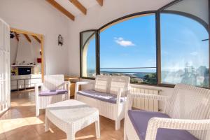 Landhaus Mit Pool Und Spektakulren