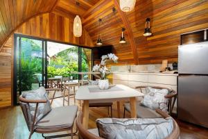 Tropical Chalet-Style 2BR Villa with Pool Pasak Paradise 2, Bangtao