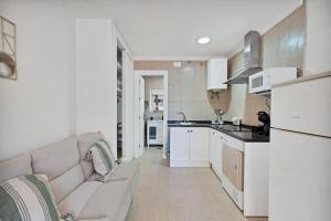 Estudio con wifi piscina y parking en Benalmádena - ACUARIO 5