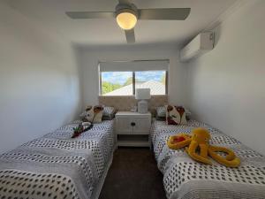 Coasterly Osterley AVE Unit 1