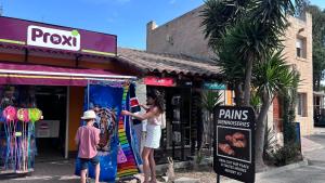 Campings Camping Les Palmiers : photos des chambres