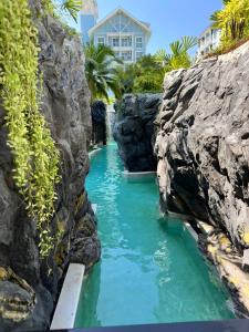 Pattaya , Front Beach Jomthian ,Na Chom Thian