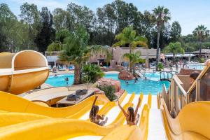 Campings Camping Les Palmiers : photos des chambres