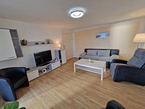 Ferienwohnung Ostseeheim - 1 Reihe mit Meerblick