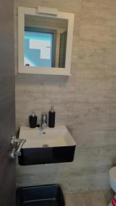 Kamena kuća Kornati - Vrulje